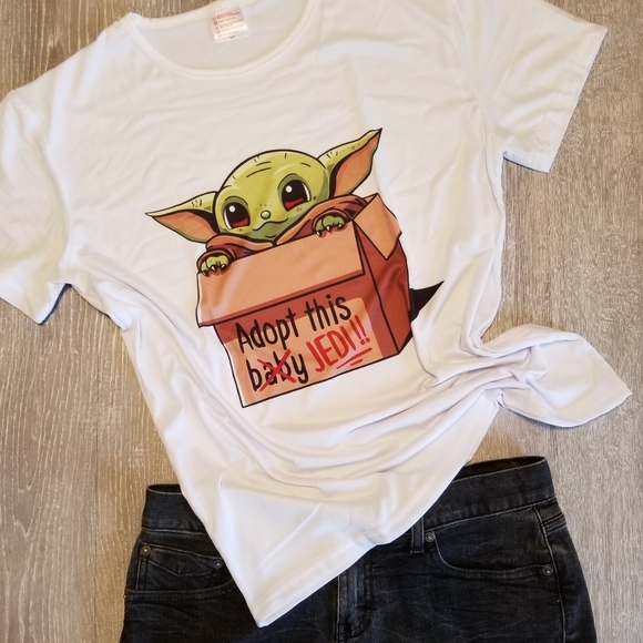 Tops - Super cute Baby Yoda tshirt